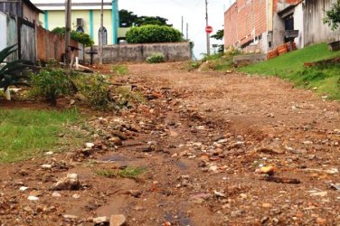 Moradores  denunciam  descaso de administração municipal