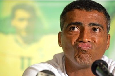 Romário desiste de candidatura à Prefeitura do Rio de Janeiro
