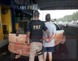 RECEPTAÇÃO: PRF recupera veículo furtado e prende motorista