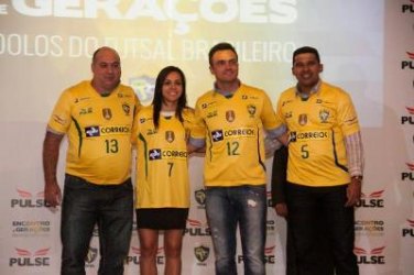 Seleção de futsal apresenta novo uniforme