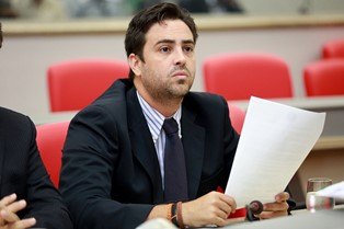 Léo Moraes propõe ao Governo criar a Secretaria Metropolitana