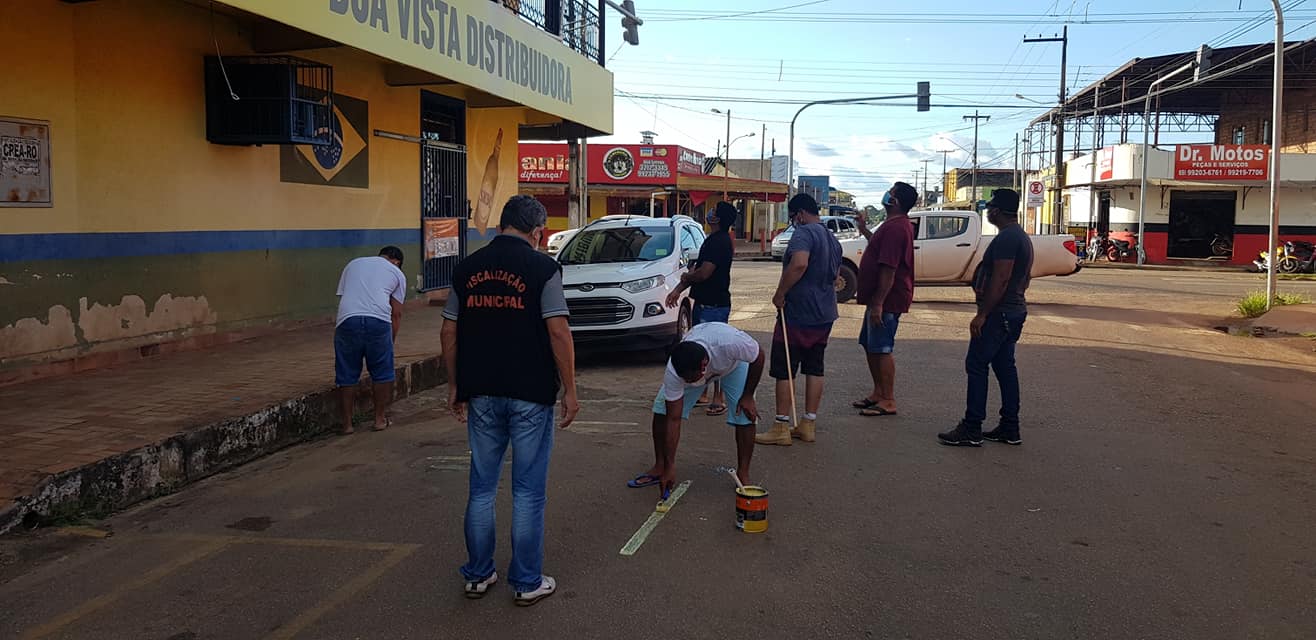 RETORNANDO: Áreas de feiras livres são sinalizadas para voltar à atividade na capital