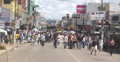 Protestos na avenida Sete de Setembro mobiliza população - Veja Fotos 