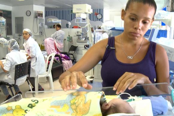 Faltam mais de 3 mil leitos de UTI neonatal no país, diz sociedade de pediatria