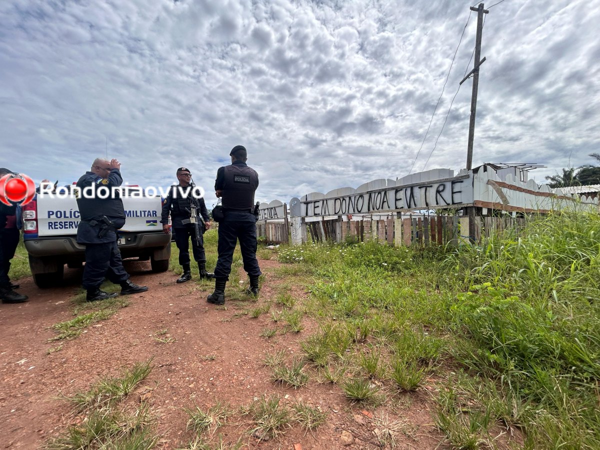 IDENTIFICADO: Homem nu é assassinado a pauladas na zona Leste
