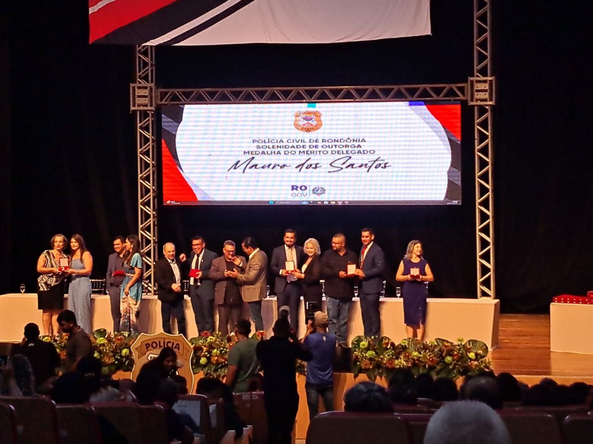 MERECIDÍSSIMO: Repórter Richard Nunes recebe honraria da Polícia Civil de Rondônia