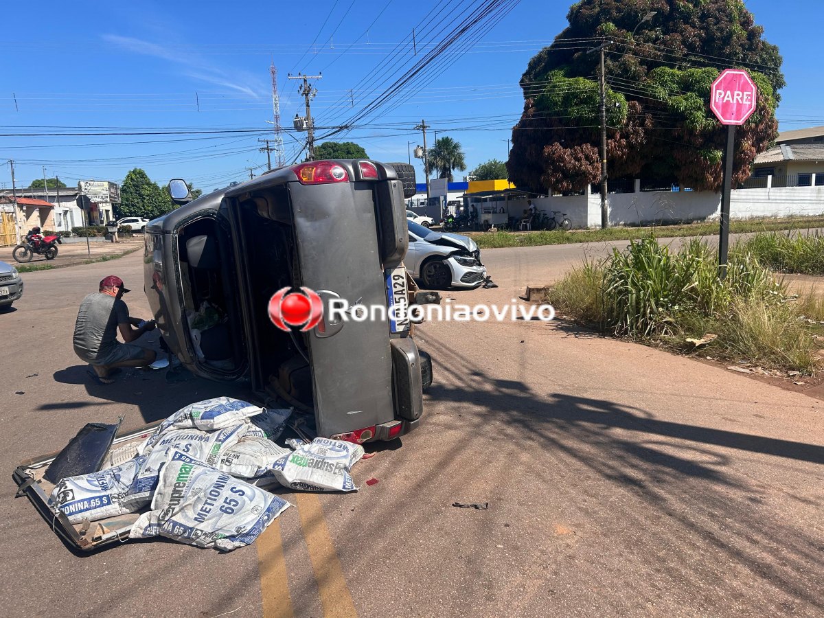 VÍDEO: Capotamento de caminhonete é filmado por câmera de segurança no Centro