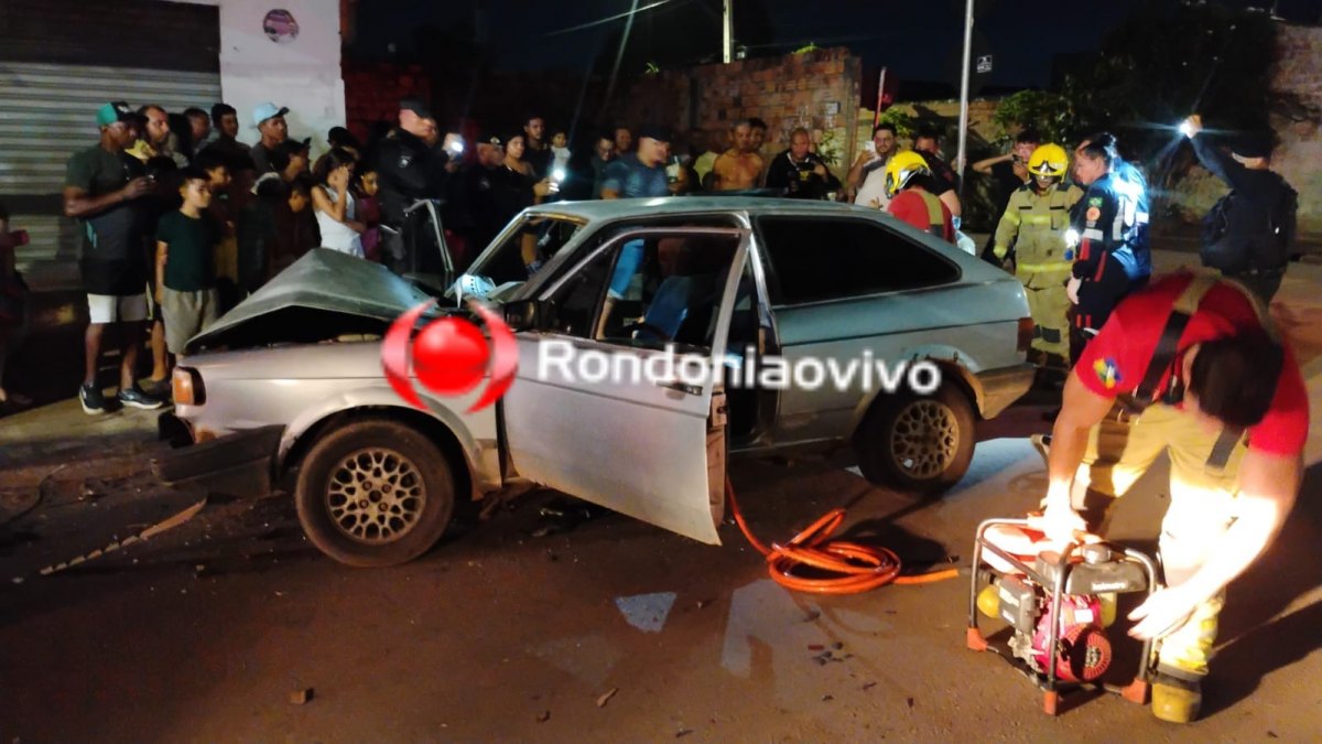 URGENTE: Motorista fica presa nas ferragens em grave colisão entre três carros 