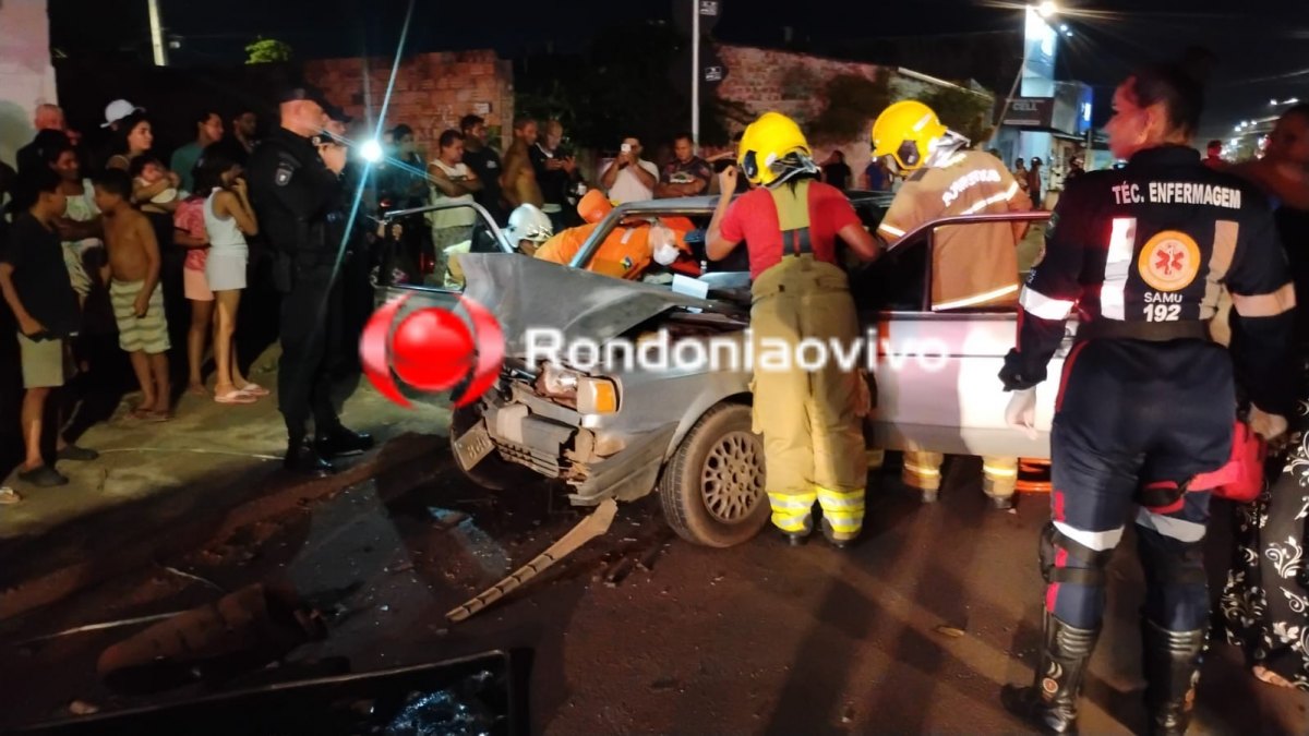 URGENTE: Motorista fica presa nas ferragens em grave colisão entre três carros 