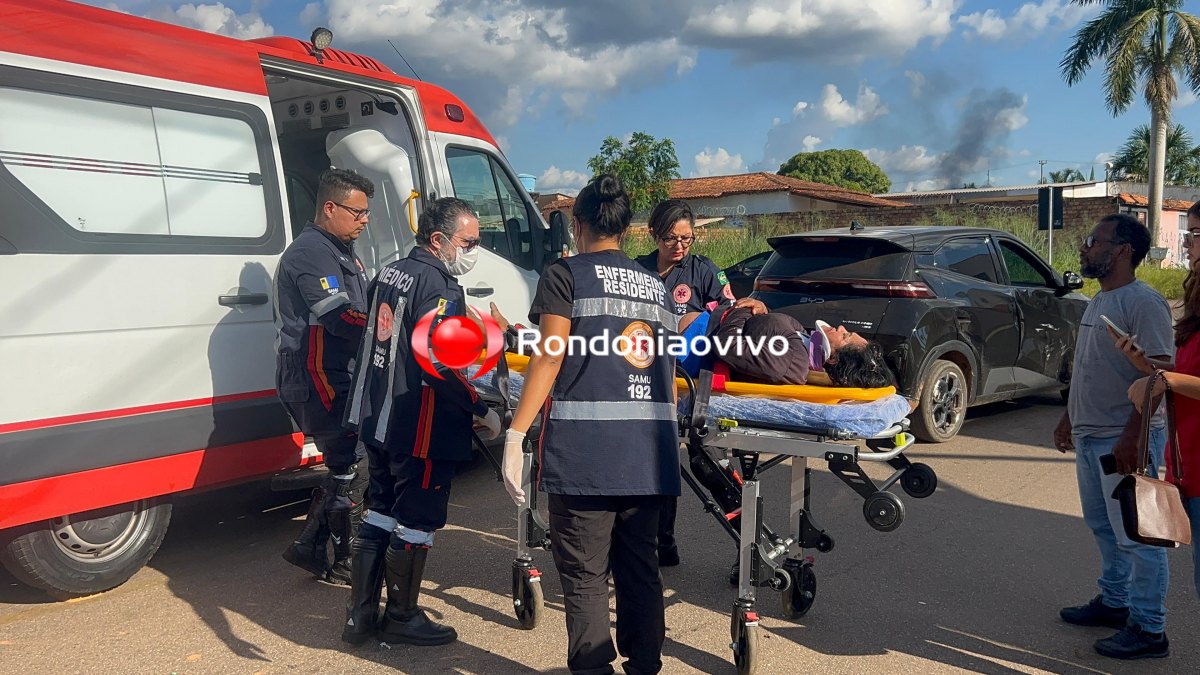 DESACORDADA: Mulher é vitima de grave acidente na Pinheiro Machado