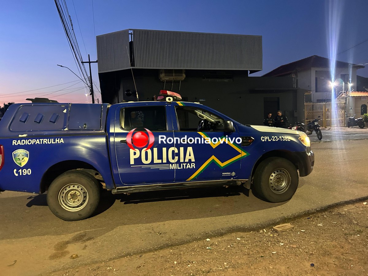 URGENTE: Tiroteio é registrado após confusão na frente de casa noturna 