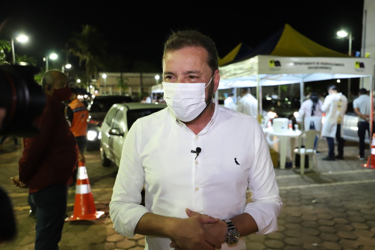 PORTO VELHO: 6° drive-thru da vacinação contra covid-19 é realizada com sucesso