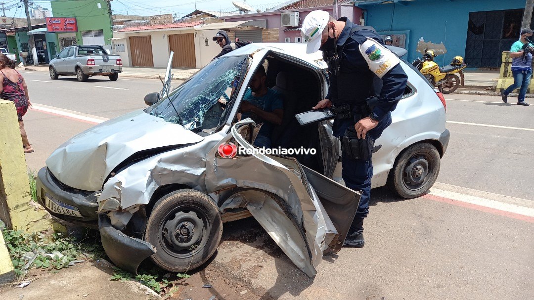 VÍDEO: Capotamento de Corolla deixa motorista ferido