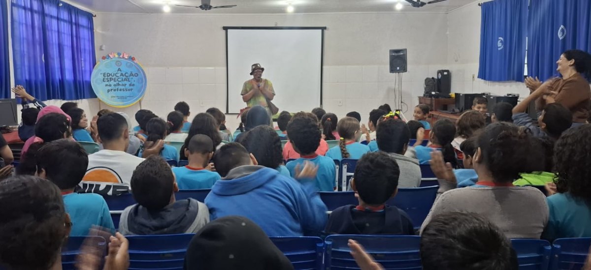 TEATRO: As Aventuras do Vô Capistana encanta Rondônia