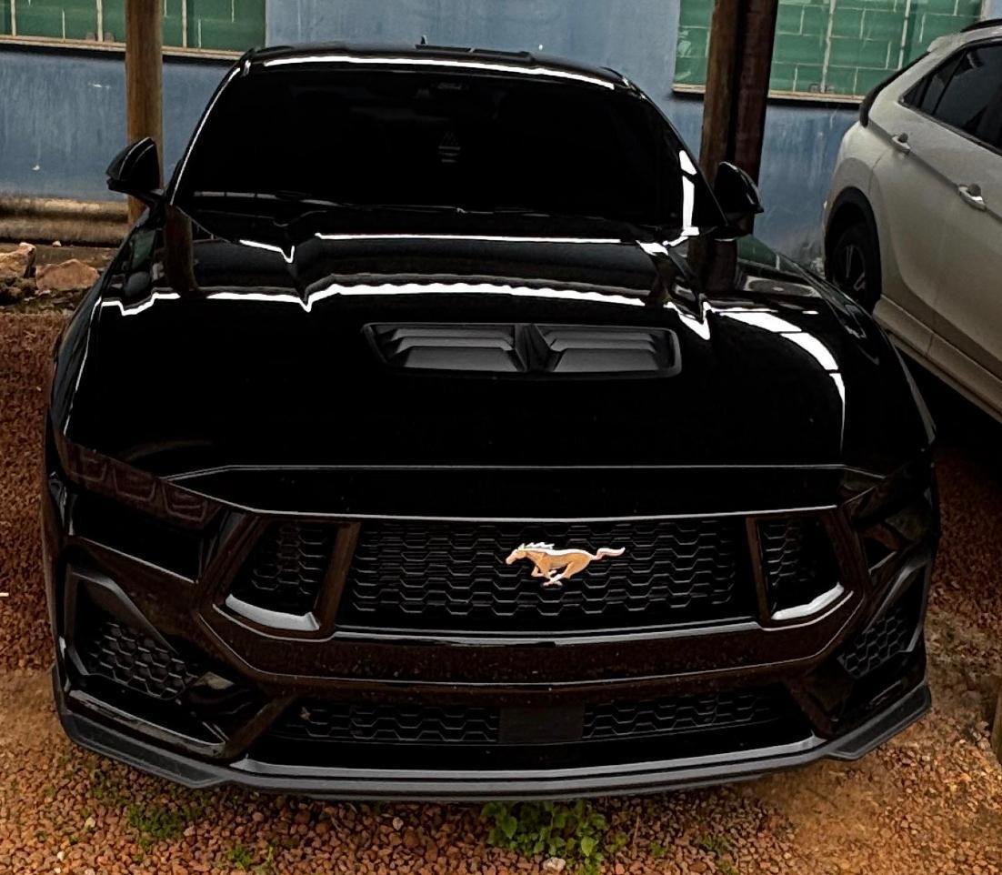 TRAFICO DE DROGAS: Policia Federal apreende Mustang, aviões e mansão em condomínio de luxo