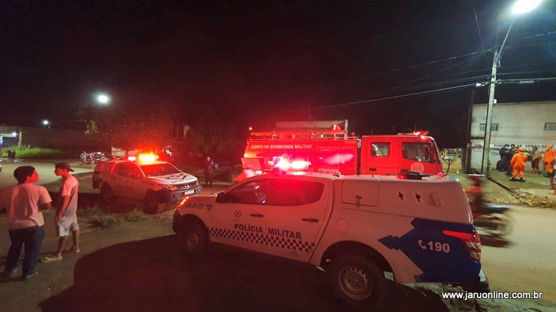 INCONFORMADO: Homem não aceita ser rejeitado por mulher e ateia fogo na residência dela