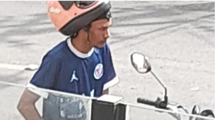 VEJA O MOMENTO: Ladrão é flagrado furtando motocicleta na região Central de Porto Velho