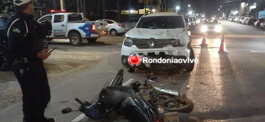 NA DOM PEDRO II: Motorista de Duster avança cruzamento e causa grave acidente com motoboy 