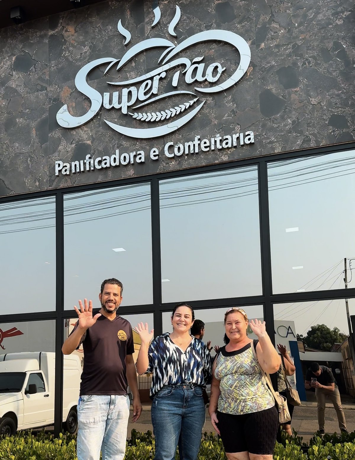 DA SUPERAÇÃO AO SUCESSO: Nayanna Rubia transforma a Super Pão em referência gastronômica em Vilhena