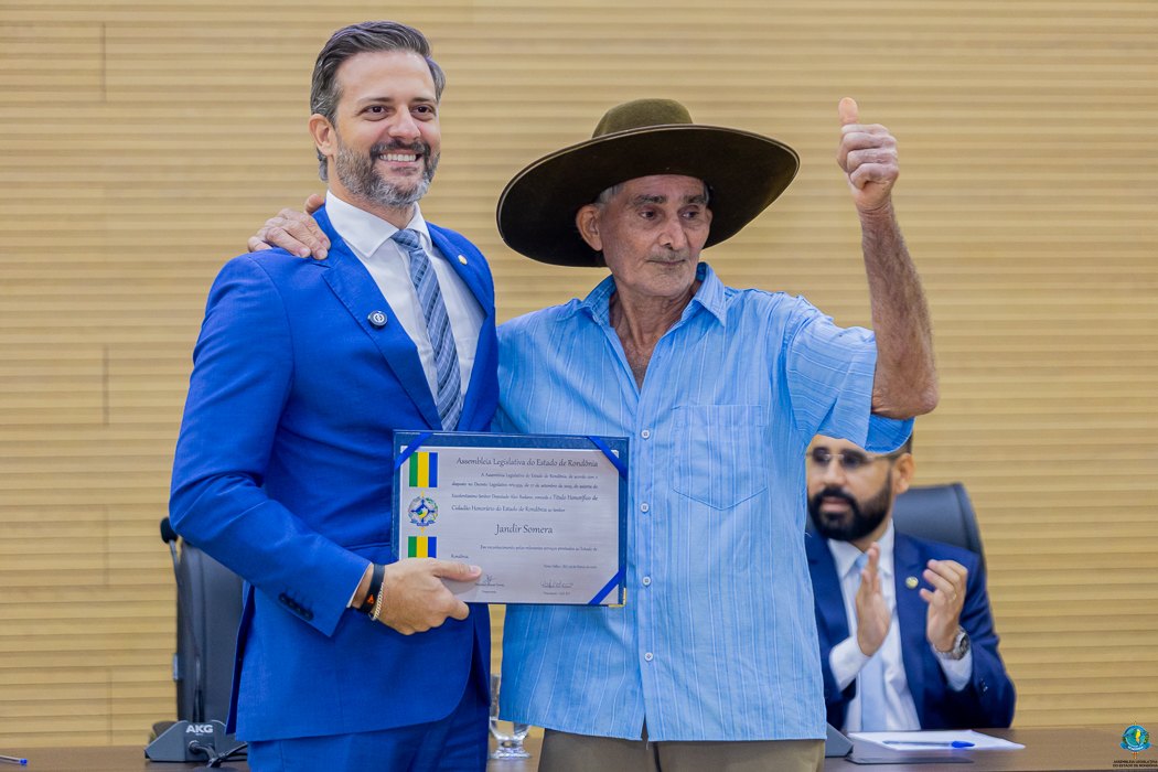 LUCAS TORRES: Deputado realiza sessão de homenagens a oficiais de Justiça