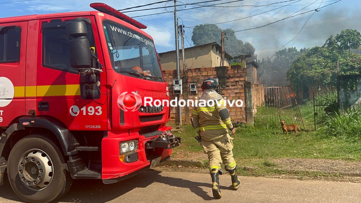 URGENTE: Residência é destruída por incêndio na frente de escola