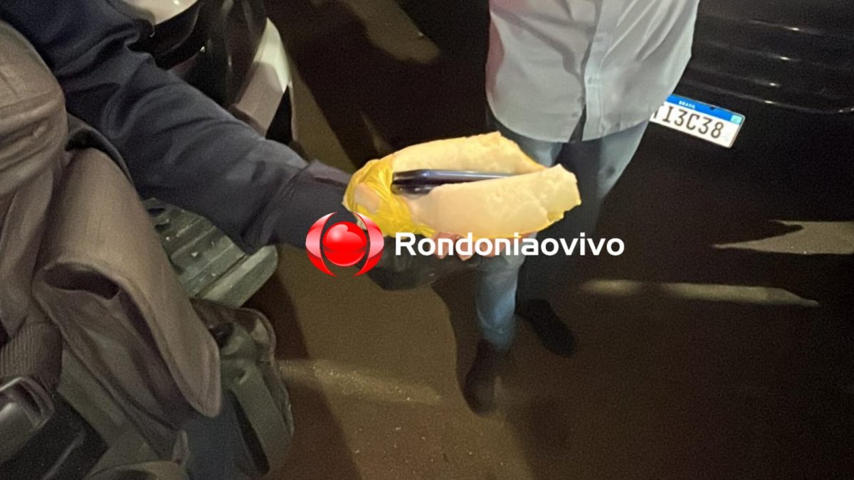 NO LAGOINHA: Trio é flagrado com vários celulares embalados para serem jogados em presídio