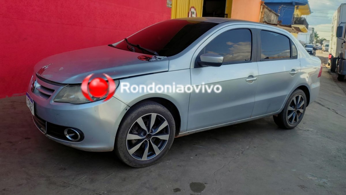 FLAGRANTE: Quadrilha é presa com armas em veículo na zona Leste da capital