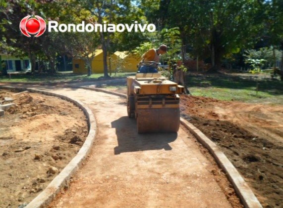 PREJUÍZO MILIONÁRIO: Diversos tratores e equipamentos são furtados de empresa; Casal é suspeito