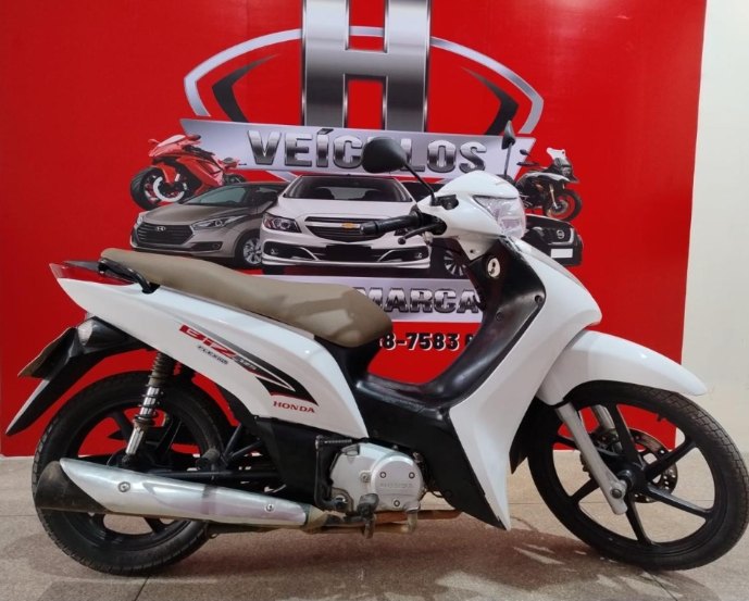 FAÇA DENÚNCIA: Ladrão de moto Honda Biz é flagrado agindo na frente do CPA em Porto Velho 