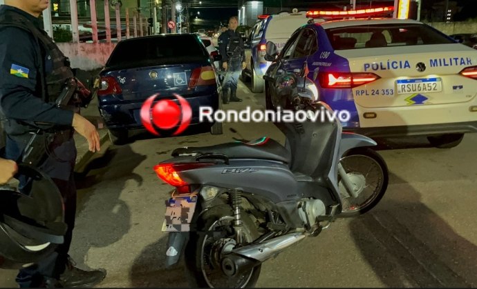 NO CENTRO: Ladrão disfarçado de motoboy é preso ao voltar para pegar veículo furtado 
