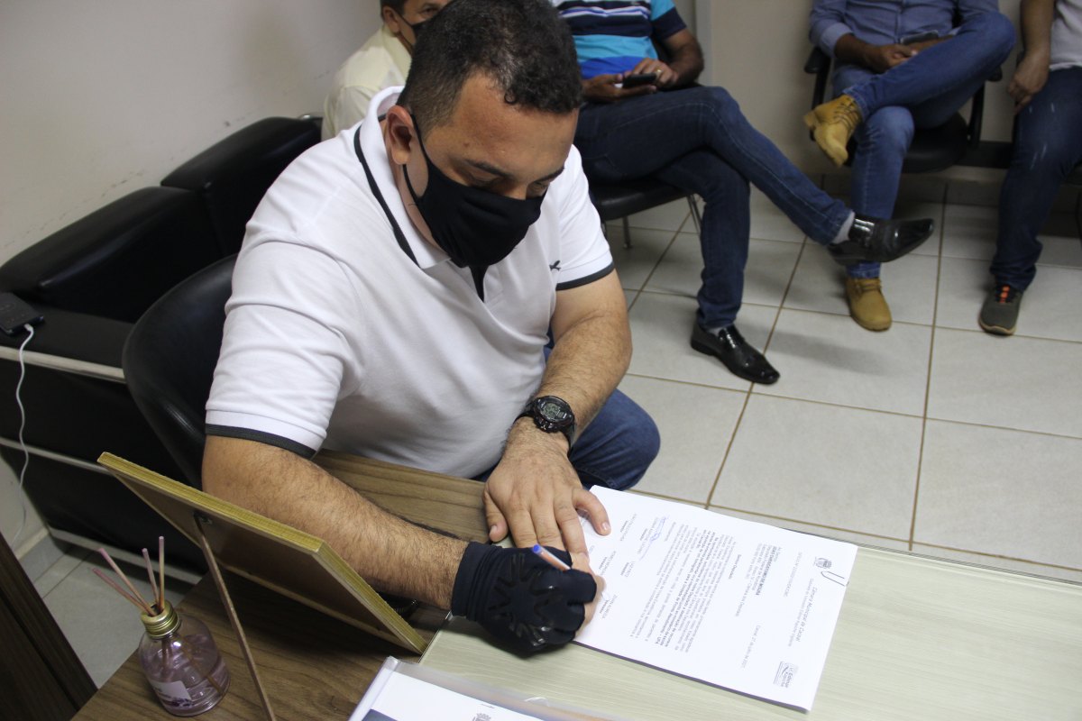 CACOAL: Vereador Dr. Paulo solicita instalação de nova agência da Caixa Econômica