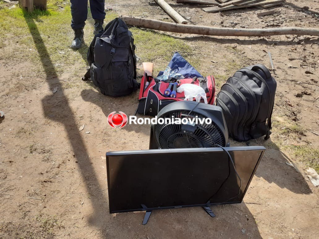 FORTEMENTE ARMADOS: Cinco são interceptados em barco no rio Madeira após roubo em comércio de idosa