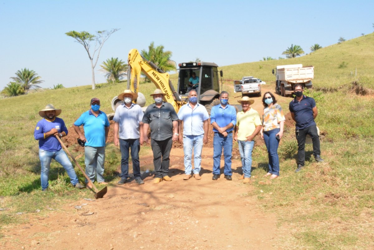 POGRAMA: Porteira Adentro é feito com recurso destinado por Ezequiel Neiva 