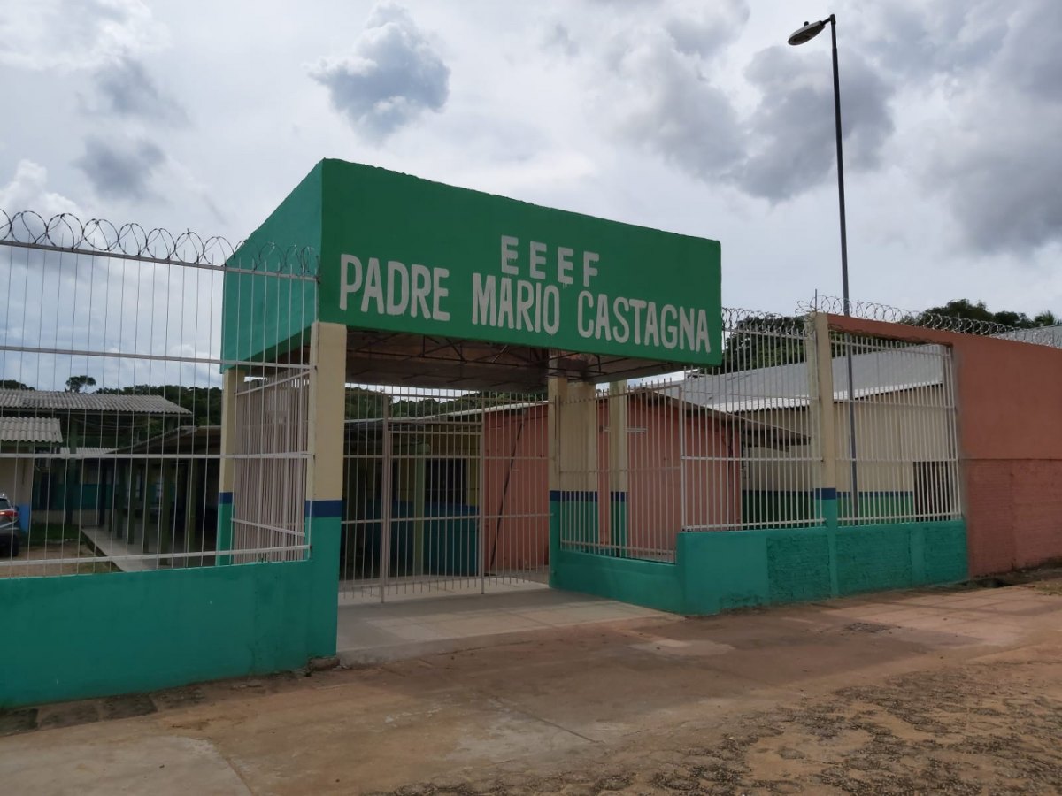 PARLAMENTAR: Deputado Anderson realiza entrega de refeitório na Escola Padre Mário Castagna