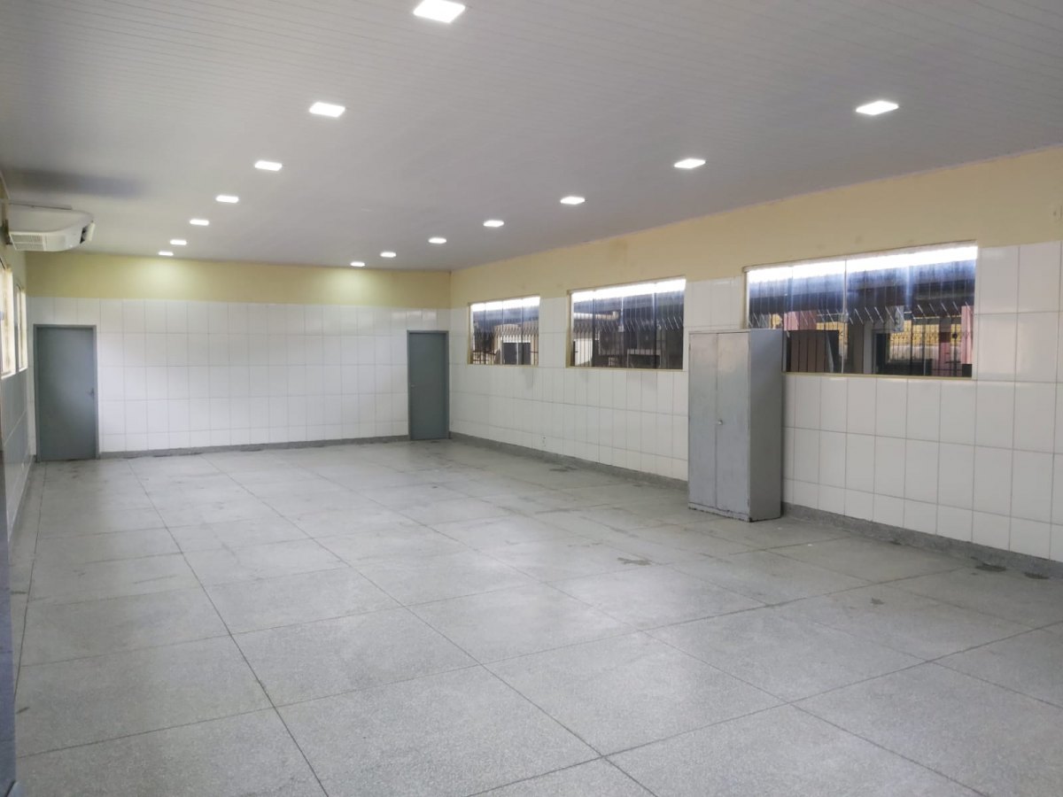 PARLAMENTAR: Deputado Anderson realiza entrega de refeitório na Escola Padre Mário Castagna