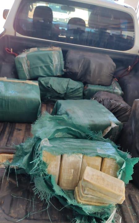 COCAÍNA: Traficantes são presos com mais de 300 quilos de drogas durante ação da polícia