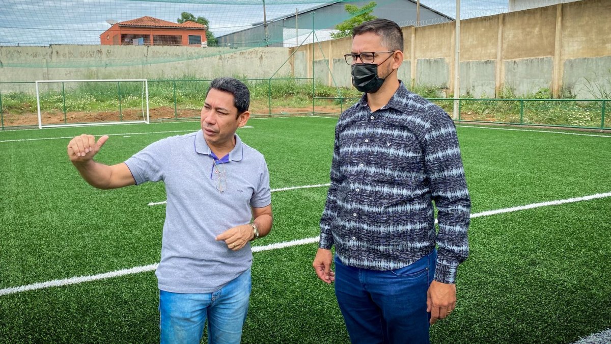 EDUCAÇÃO: Anderson Pereira incentiva estudantes da Escola Juscelino Kubitschek