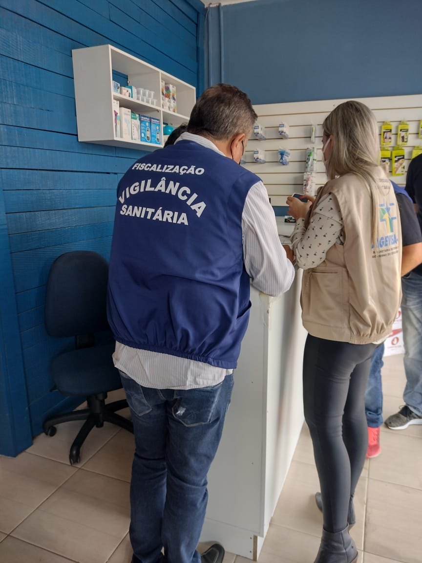 FALSIFICADOS: PC e Vigilância Sanitária fazem operação em empresa de venda de medicamentos