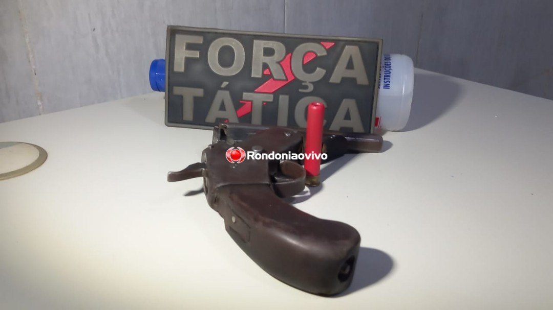 ARMADO: Polícia chega na hora, prende assaltante e evita roubos na zona Leste