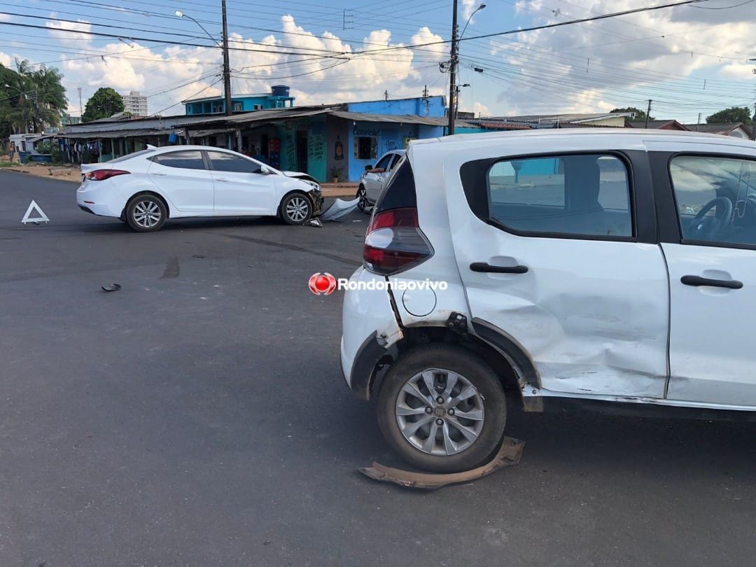 SUSTO: Passageiras ficam feridas após capotamento de carro de aplicativo
