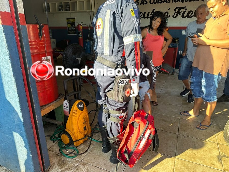 URGENTE: Motorista de Uno atropela dois motociclistas ao avançar preferencial 