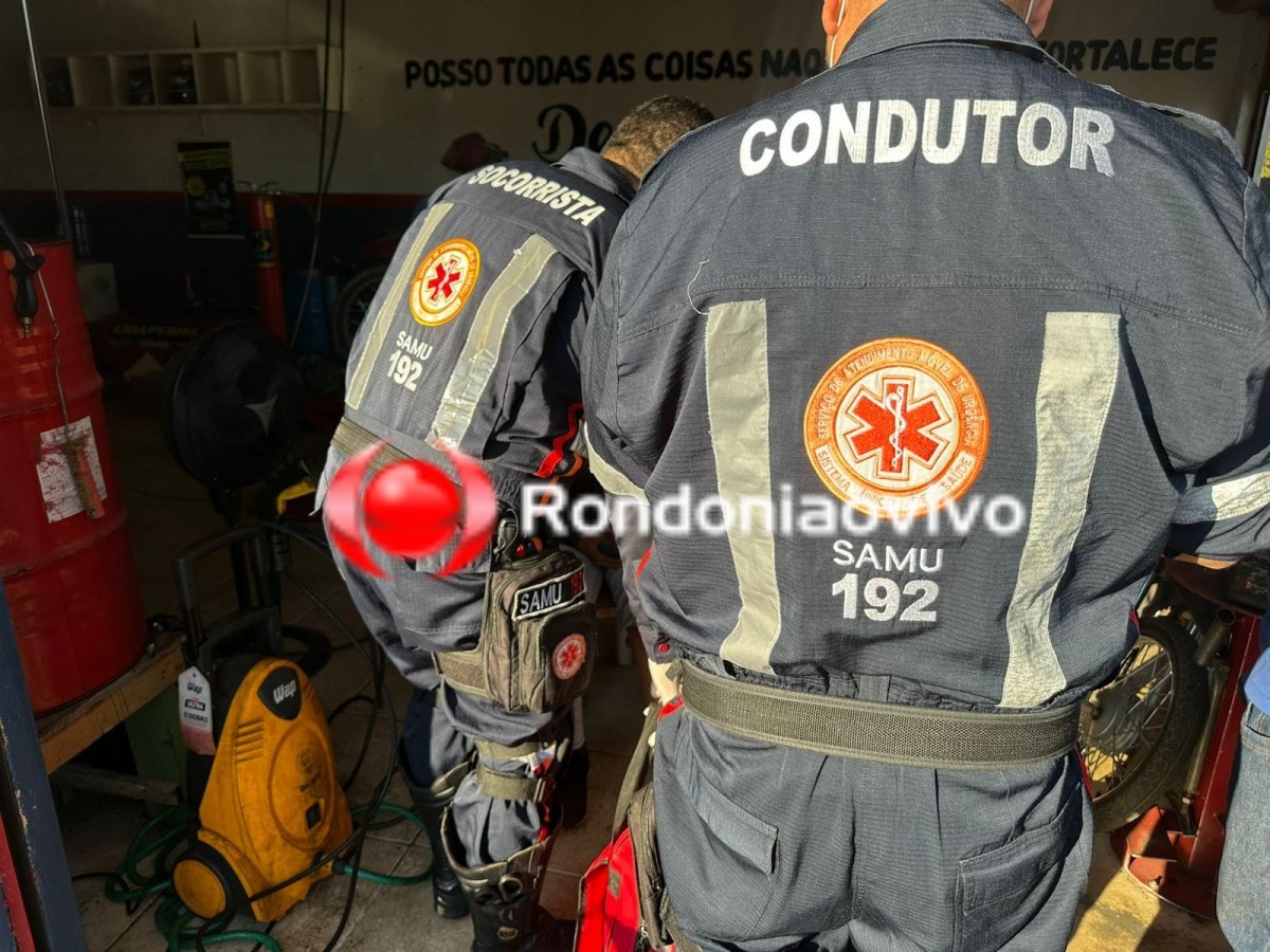 URGENTE: Motorista de Uno atropela dois motociclistas ao avançar preferencial 