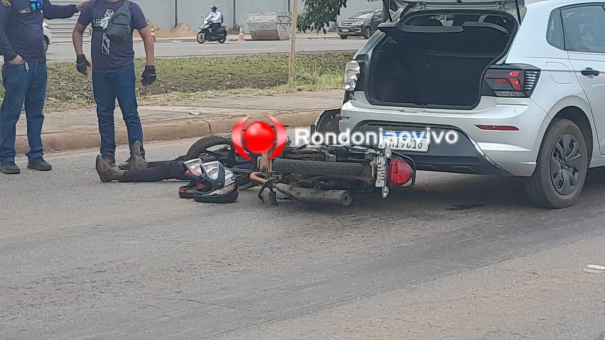 URGENTE: Moto aplicativo fica desacordado em acidente na Jorge Teixeira 