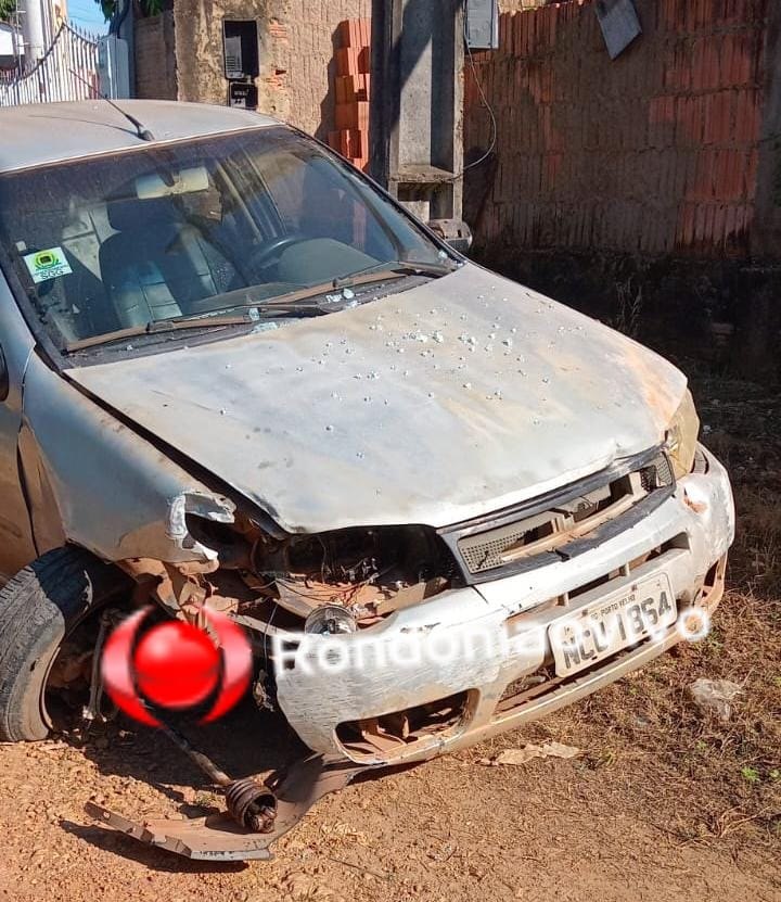 VÍDEO: Motorista de Siena passa direto e provoca destruição em empresa 
