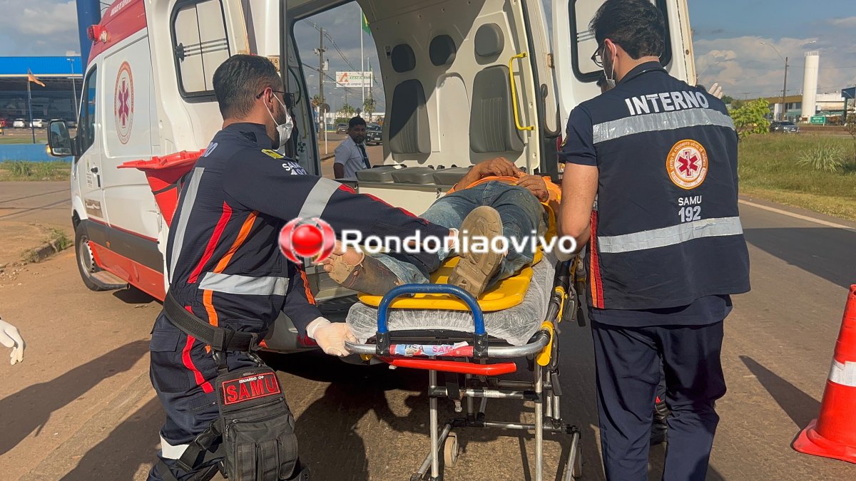 URGENTE: Motociclista fica em estado gravíssimo em acidente contra ônibus