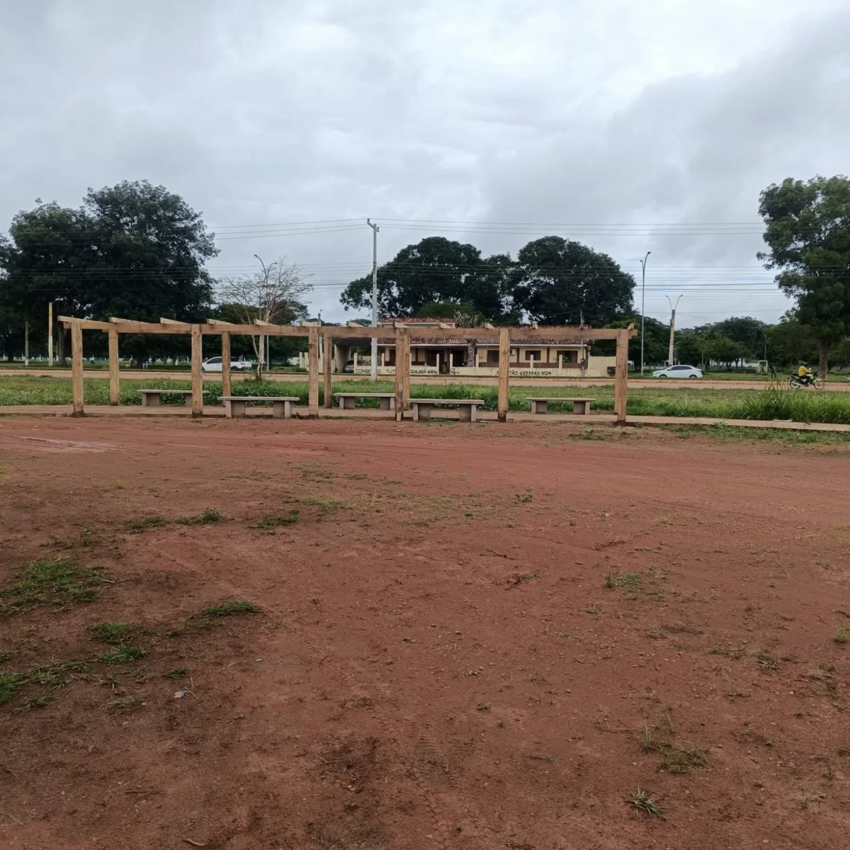 OBRA DO ESTADO: Obra do estádio de Guajará-Mirim está paralisada por falta de pagamento