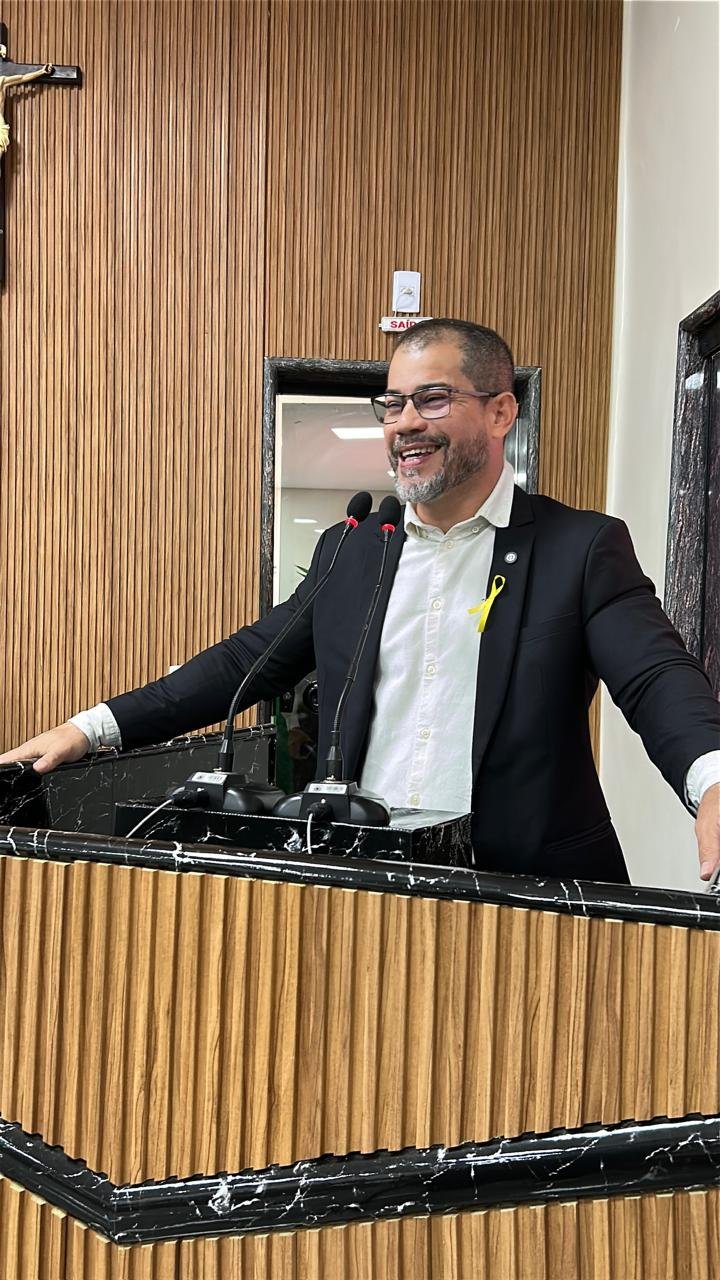 NILTON SOUZA: Projeto do Vereador garante atendimento prioritário a corretoras de imóveis