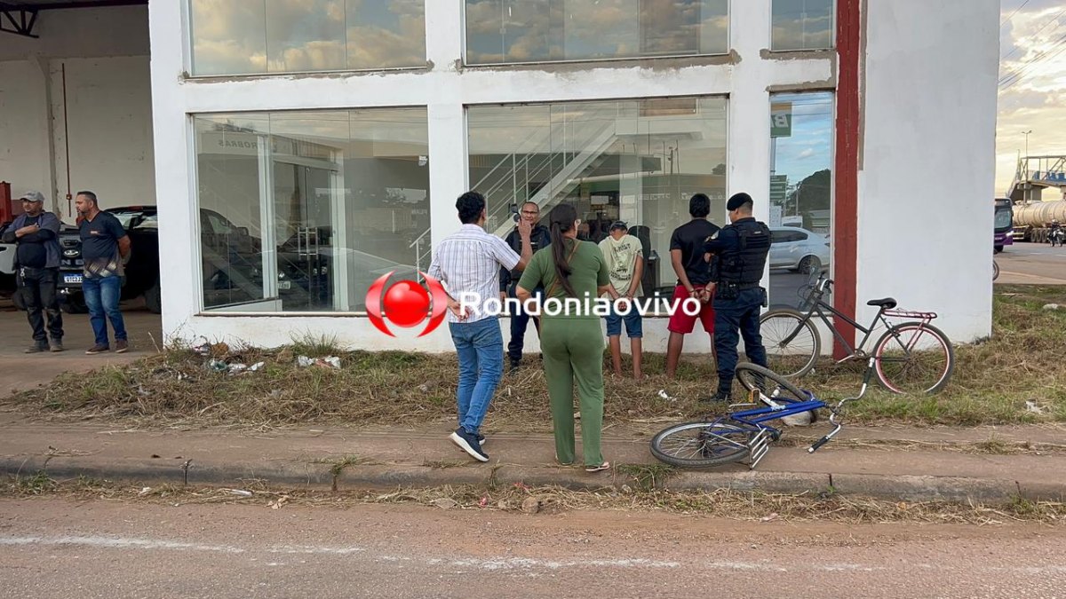 URGENTE: Dupla é perseguida e detida por populares após roubo na Rua da Beira