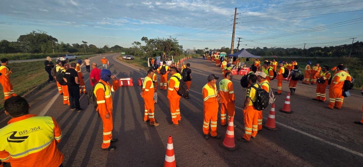 GREVE NA RODOVIA: Trabalhadores da Nova 364 iniciam paralisação após impasse nas negociações