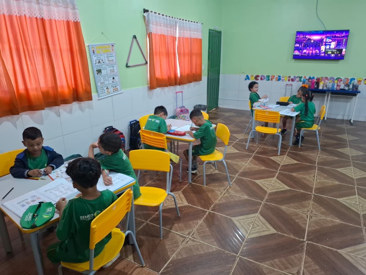 HISTÓRIA: Escola Fernando Escariz completa trajetória de mais de 20 anos em Porto Velho